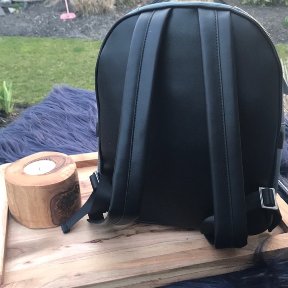 Kendall + Kylie Backpack - Picture 3 of 7